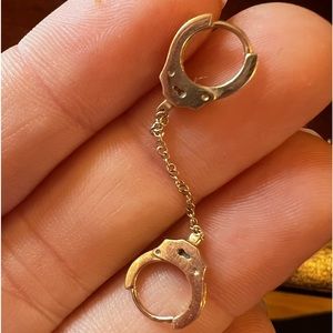 Maria Tash 14K Gold Handcuff Hoop Medium Chain 6.5mm